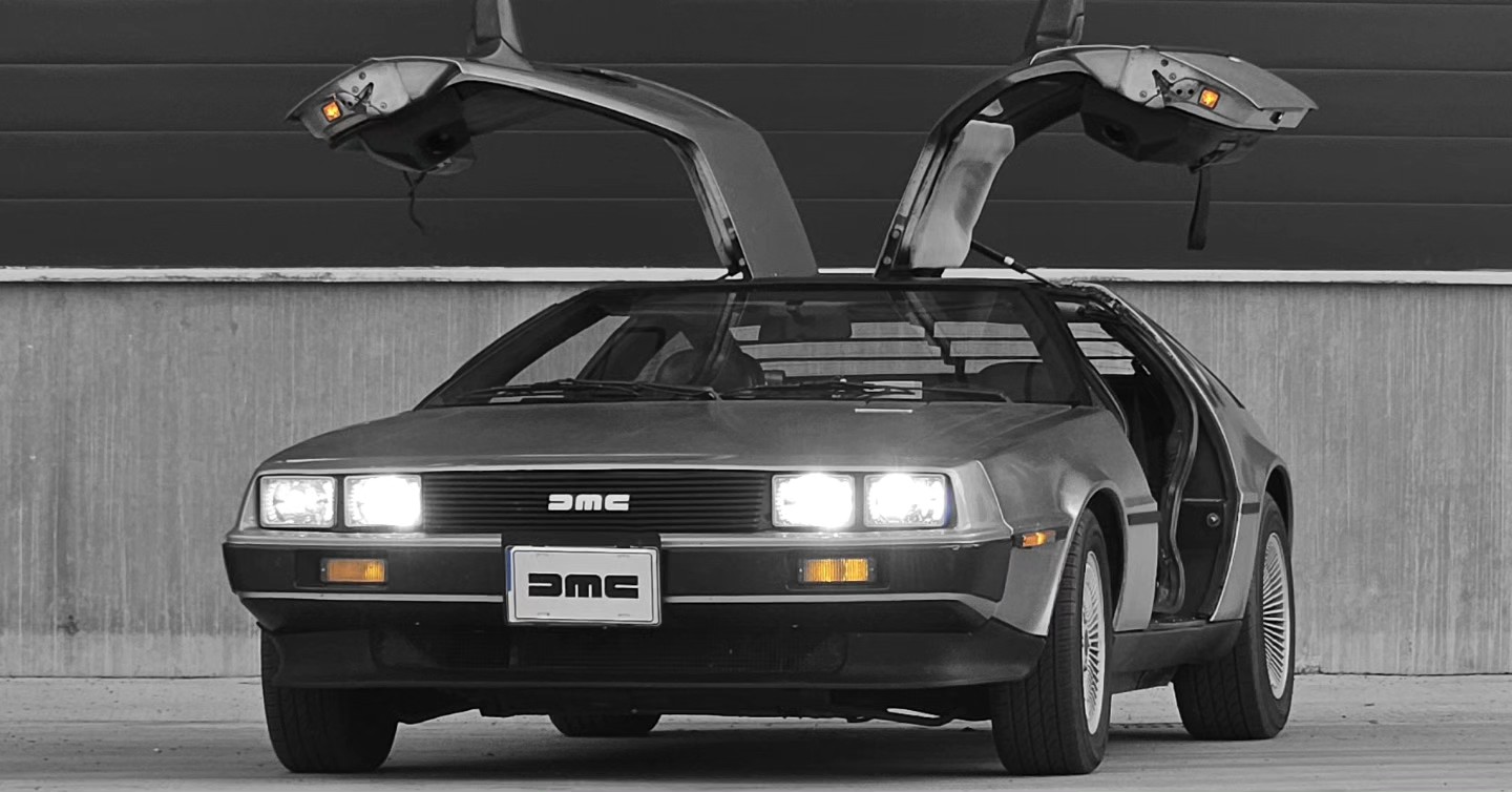 DeLorean DMC-12